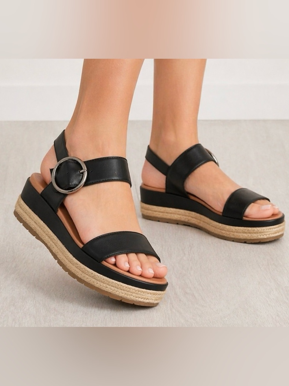 UGG Women’s Size 10 April Black Leather Espadrille Platform Sandals Buckle
